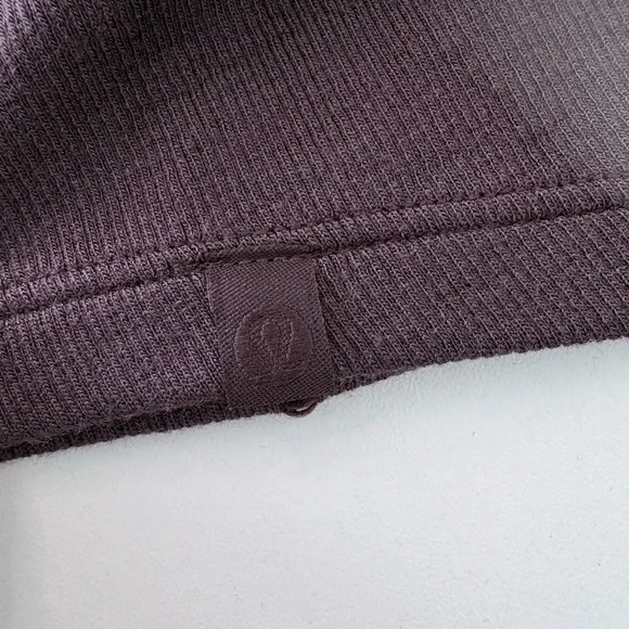 NWT Lululemon Hold tight Long Sleeve ribbed Top Chocolate Sz 12 - Picture 6 of 6